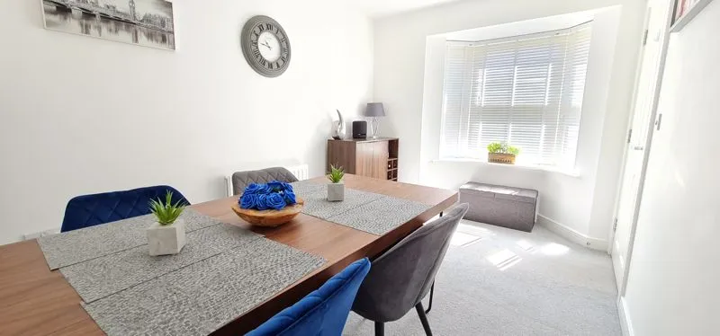 Claremont Crescent, Rayleigh, Essex, SS6 9GZ, photo 4