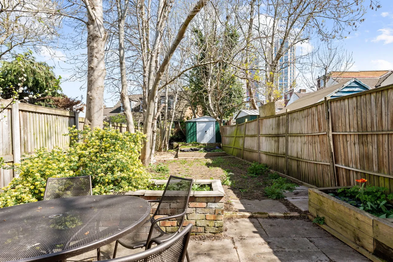Ainsworth Road, CR0, photo 12