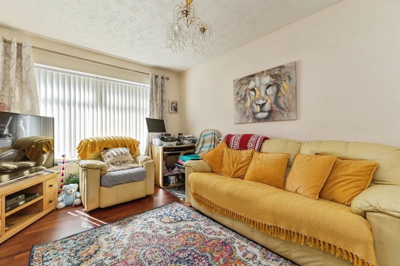 Farmbank Road, Ormesby, Middlesbrough, photo 5