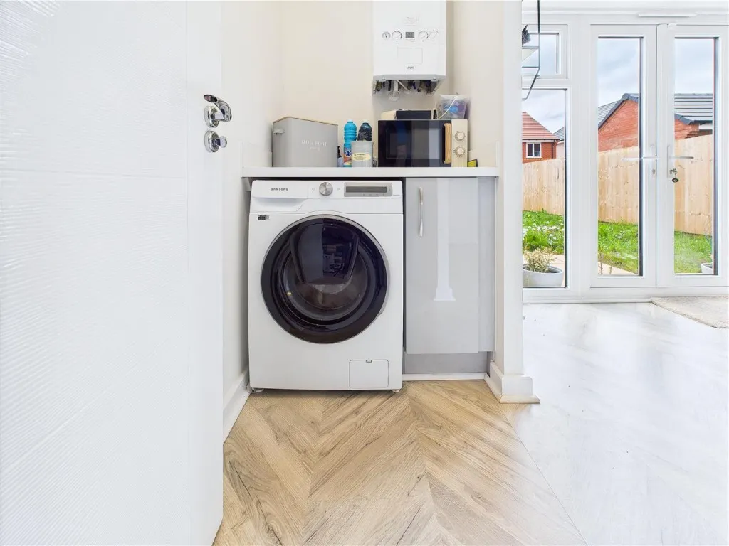Bluebell Close, Anslow, DE13, photo 13