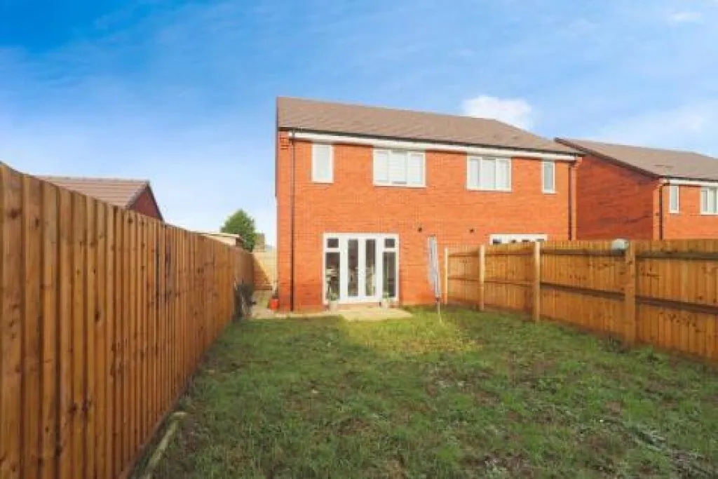 Bluebell Close, Anslow, DE13, photo 25