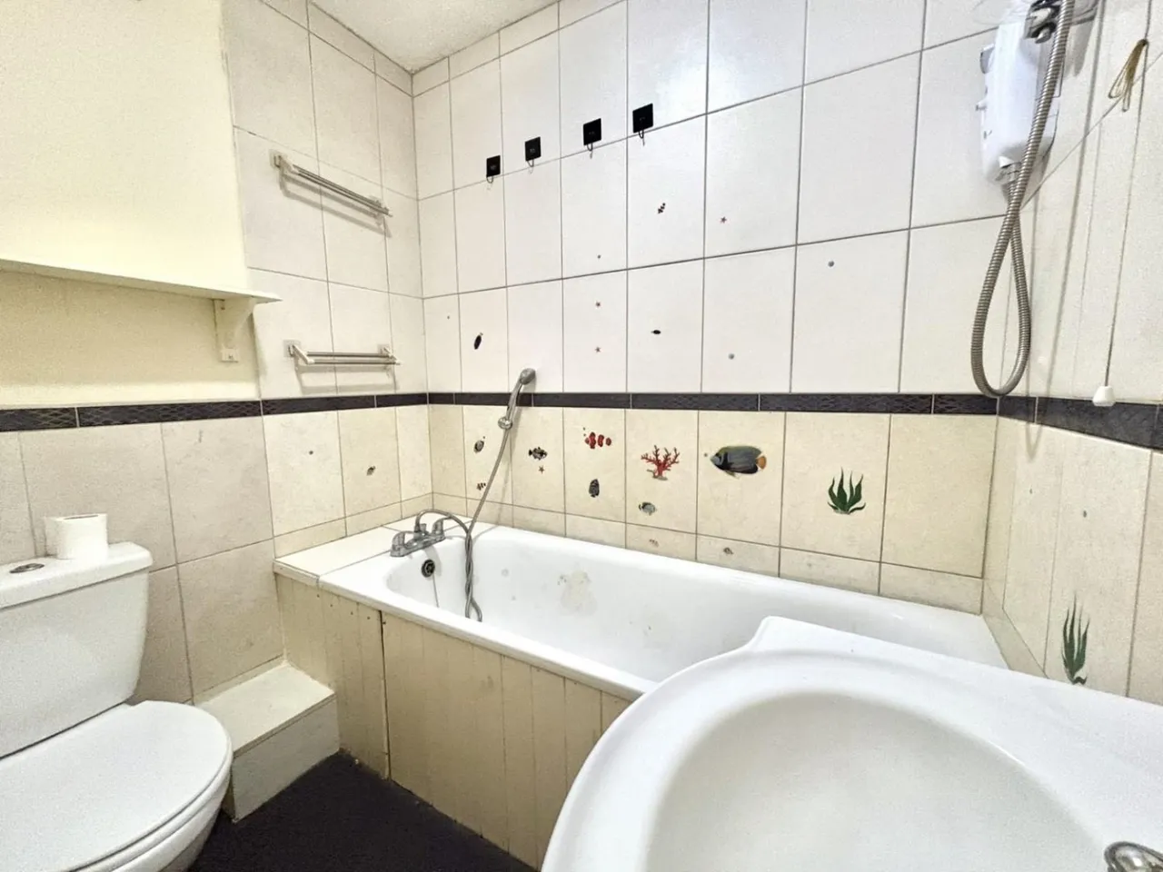 Hows Road, Uxbridge, UB8, photo 6