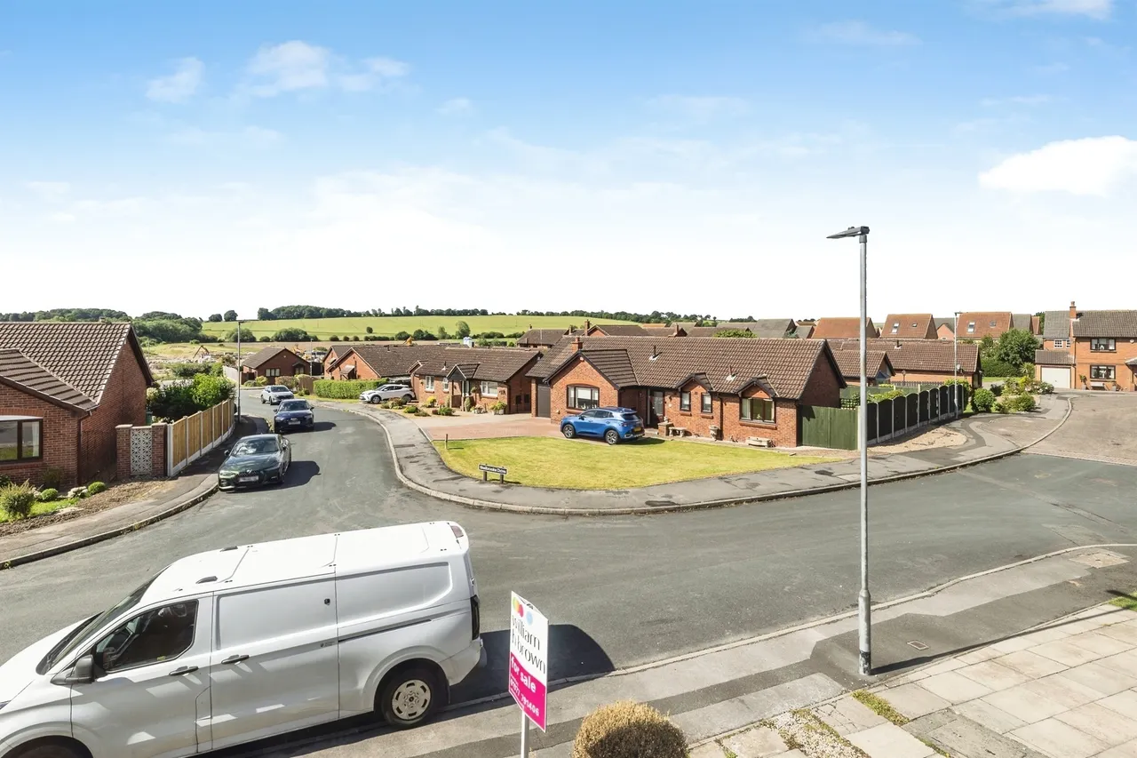 Brockadale Avenue, Pontefract, photo 10