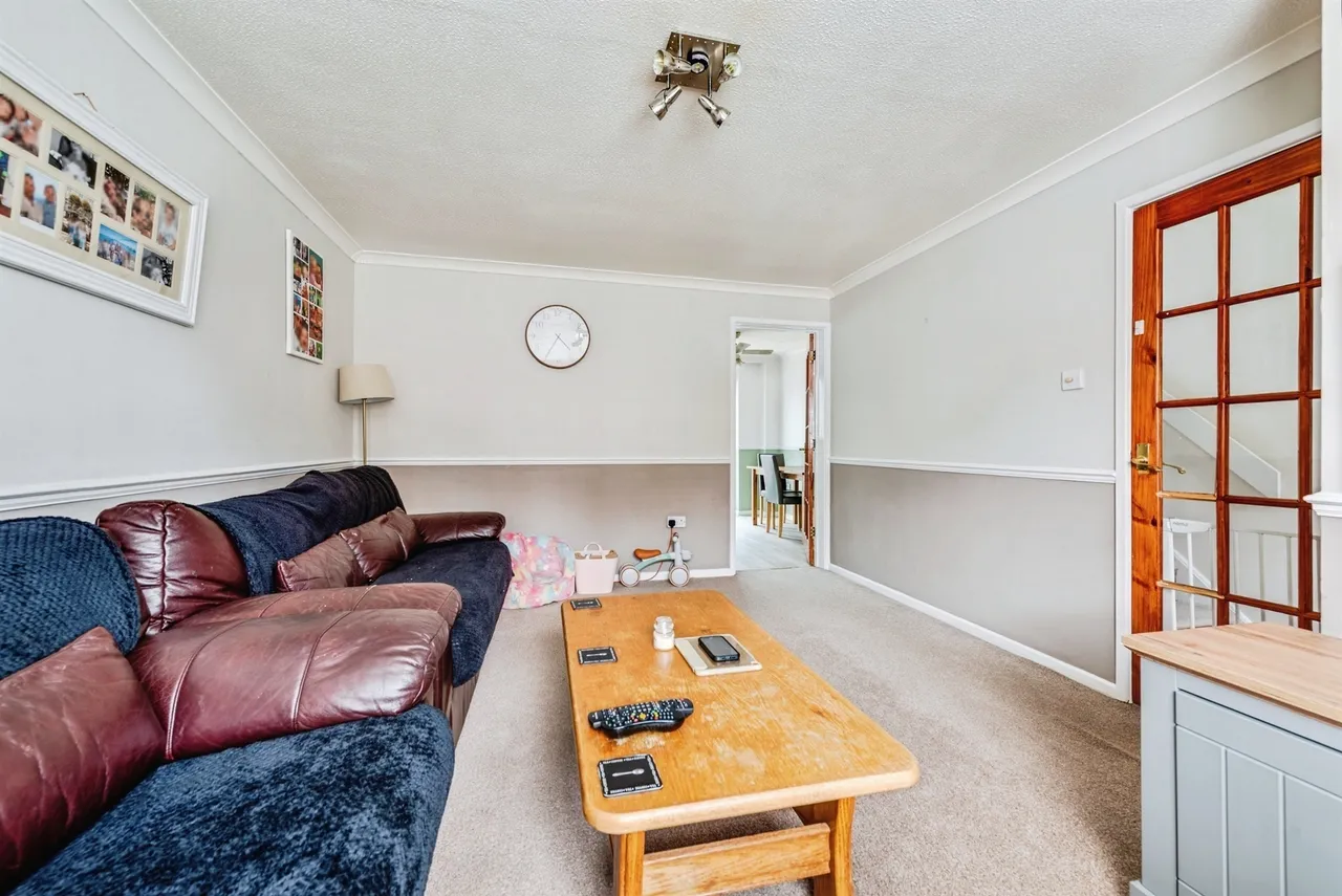 Bayleaf Avenue, Swindon, photo 11