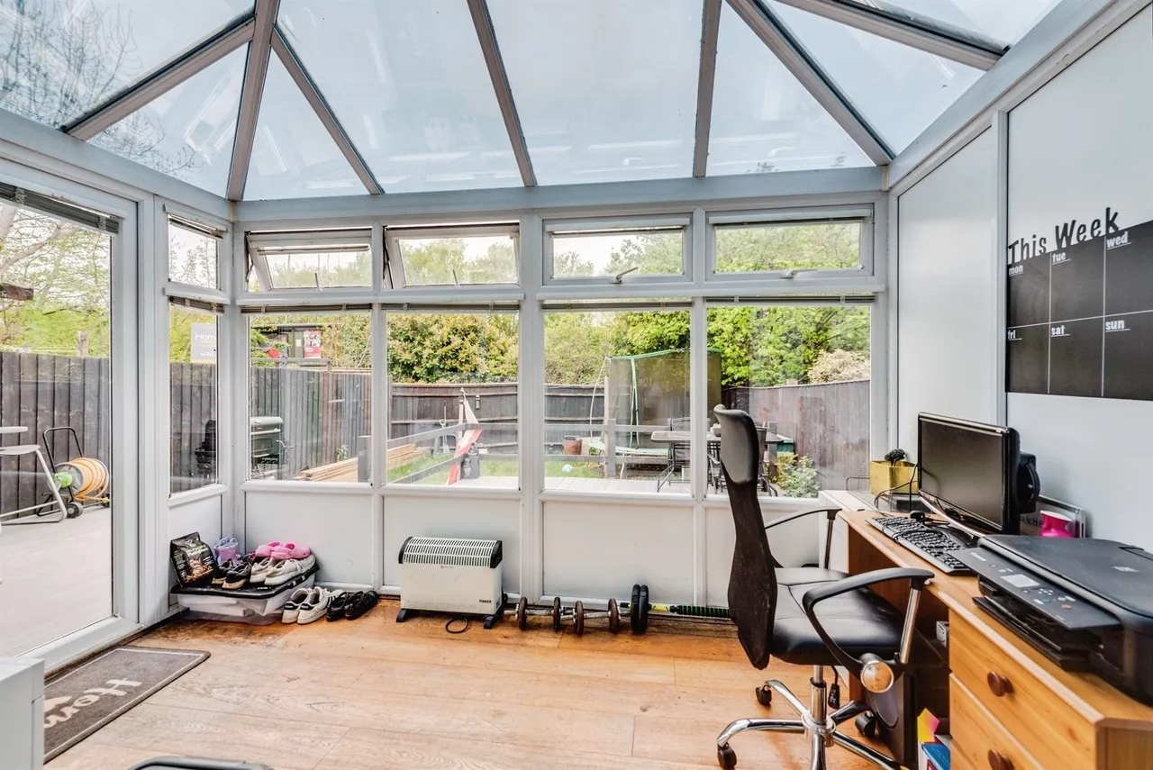 Bayleaf Avenue, Swindon, photo 6