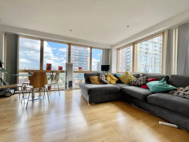 2 bed flat to rent — Newington Causeway, London SE1 6DT