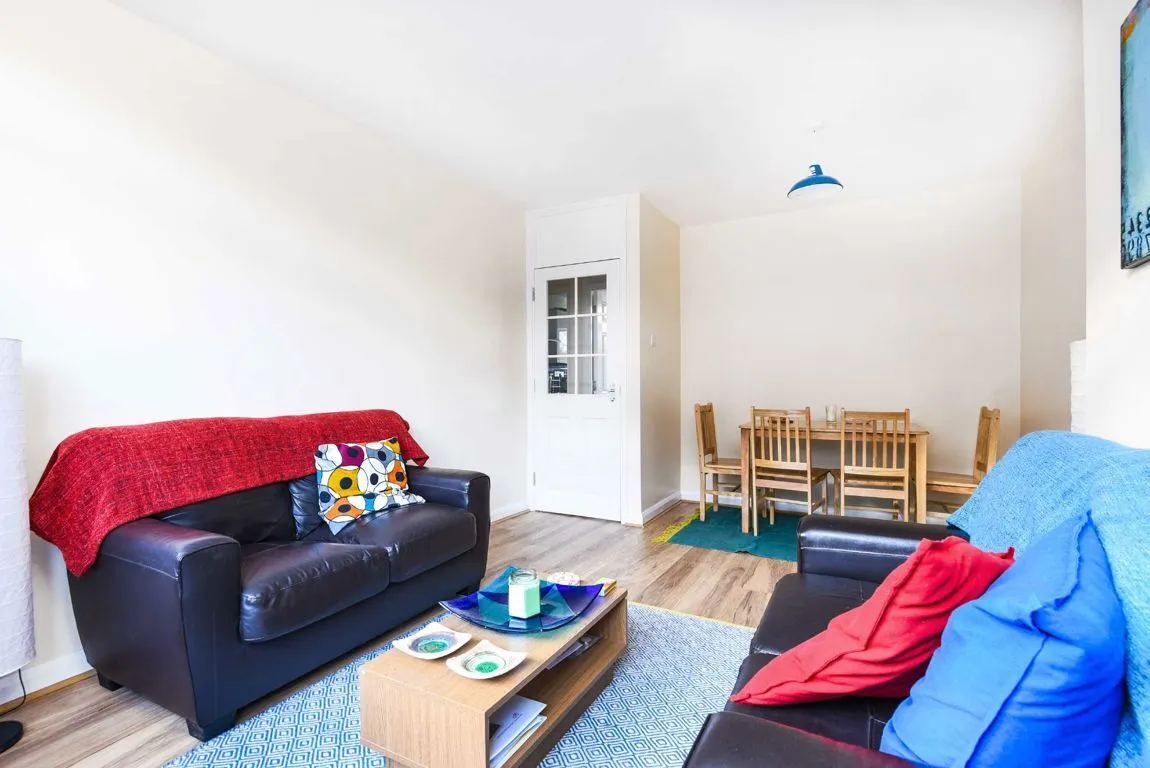Balham New Road, SW12, photo 2