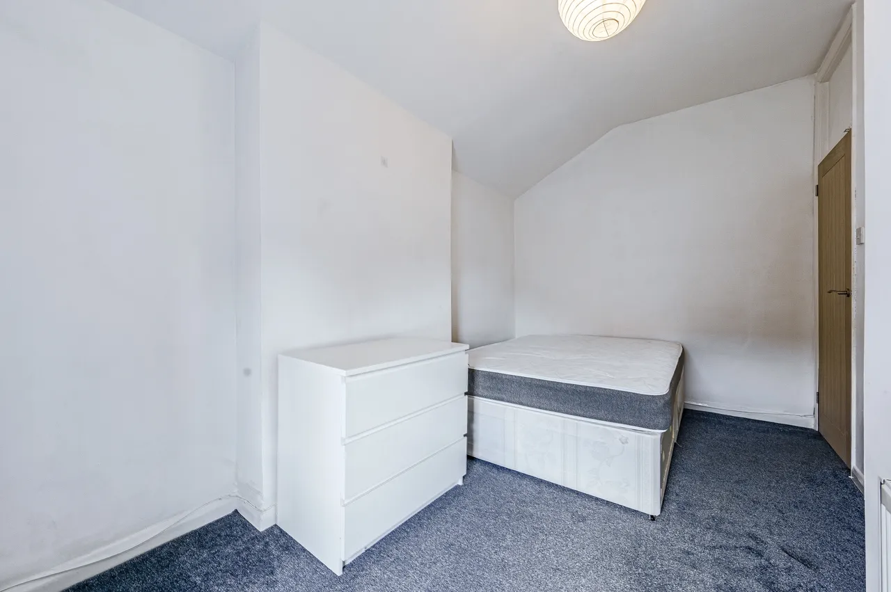 167c Hither Green Lane, London, photo 9