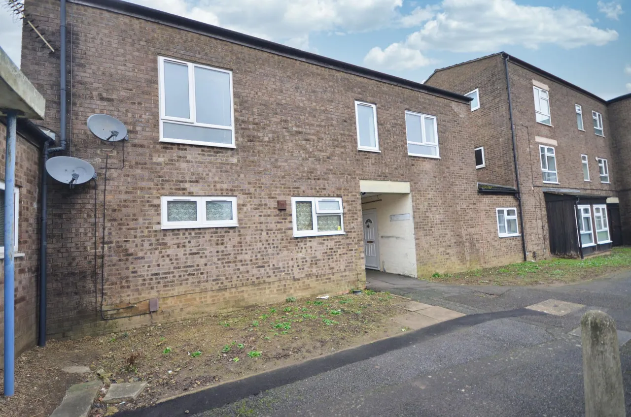 Westbury Walk, Corby, NN18, photo 4