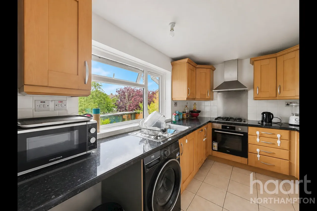 Swale Drive, Northampton, NN5, photo 2