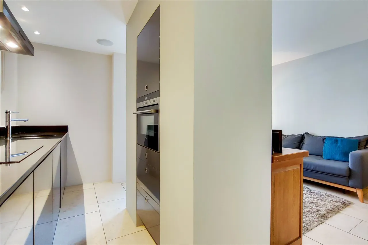 Parker Mews, London, WC2B, photo 5