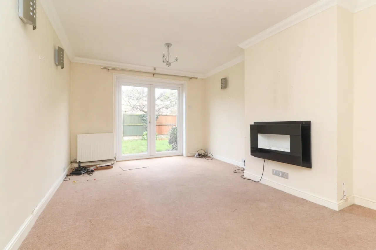 Woodford Court, Birchington, CT7, photo 2