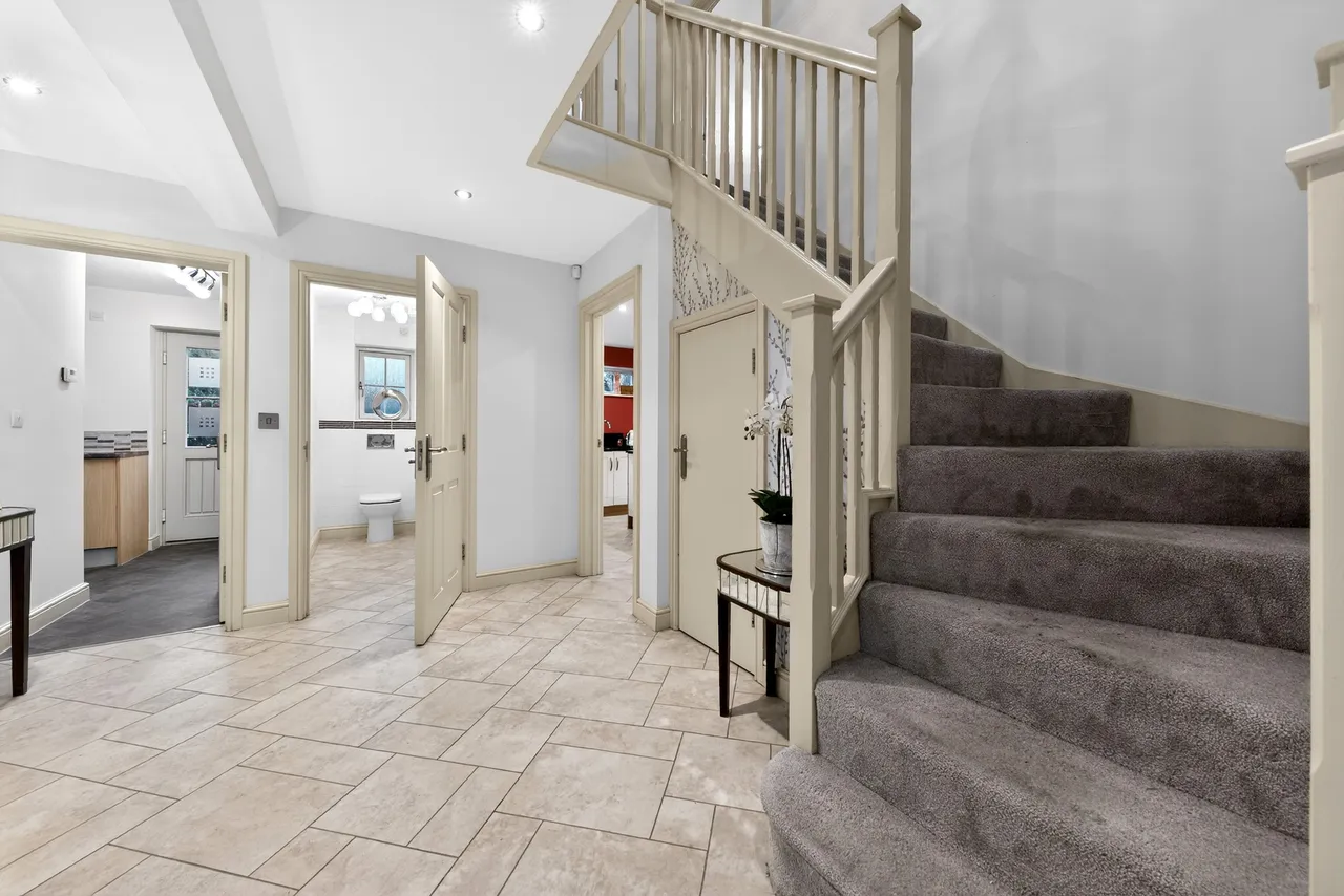 Phillipott Close, Newark, NG24, photo 12
