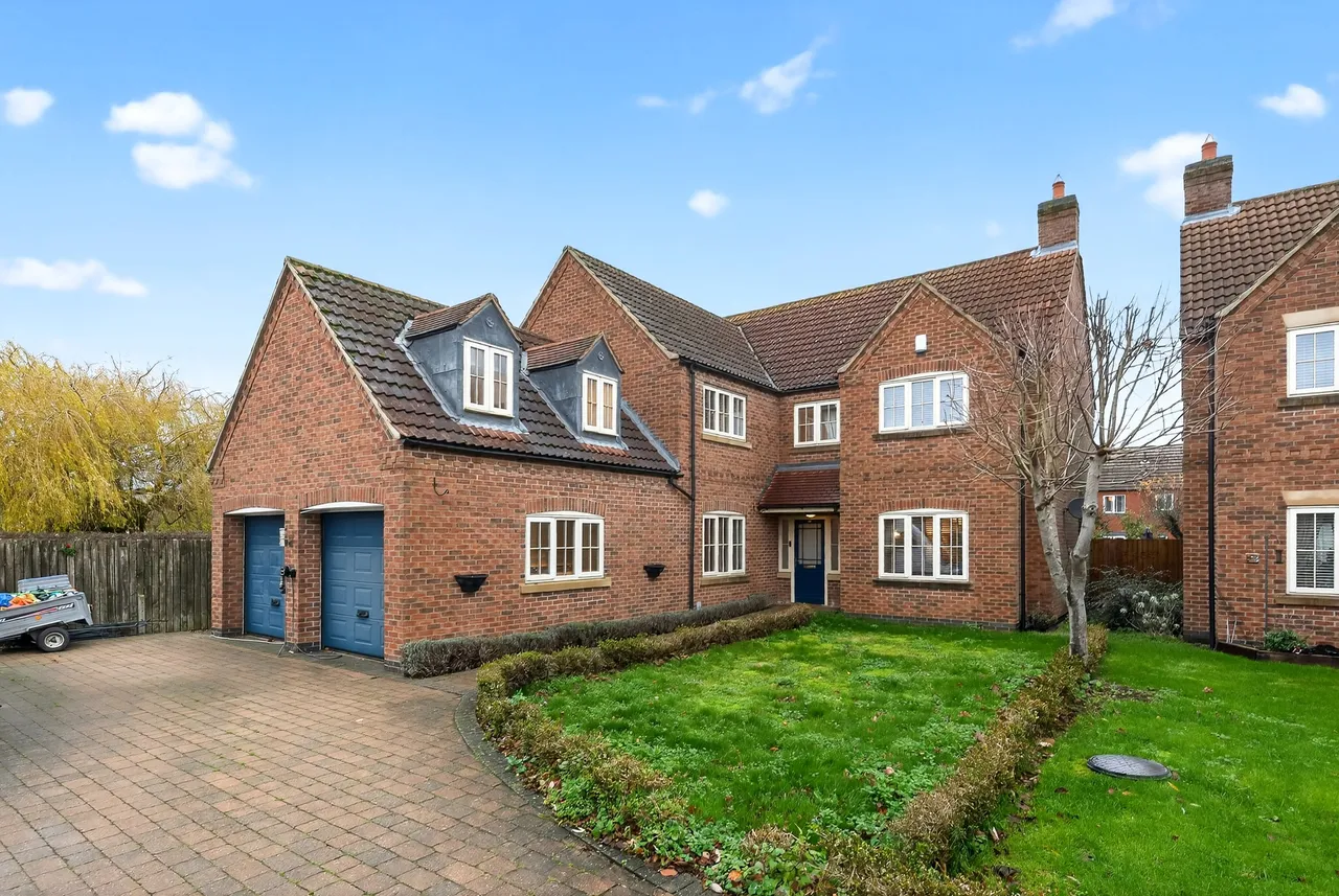 5 bed house for sale, Phillipott Close, Newark, NG24