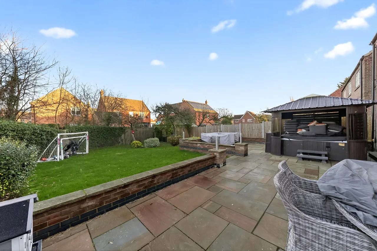Phillipott Close, Newark, NG24, photo 14