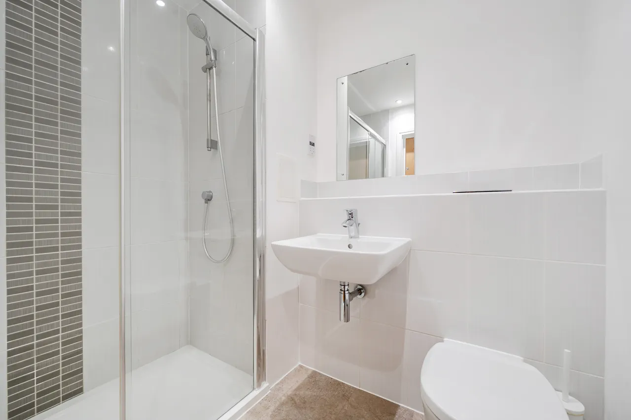 Bhamra Gardens, Maidenhead, SL6, photo 6