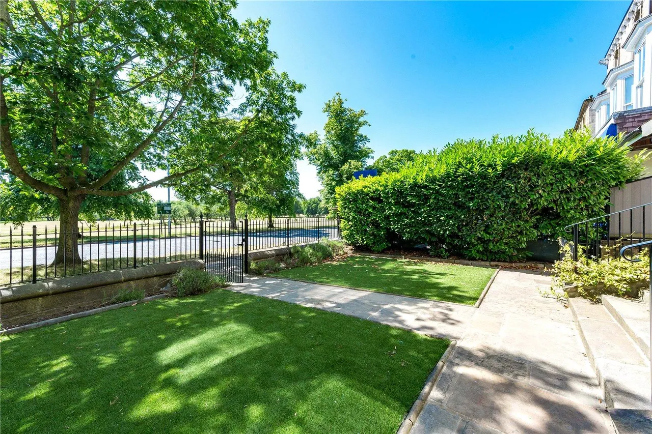 York Place, Harrogate, photo 14