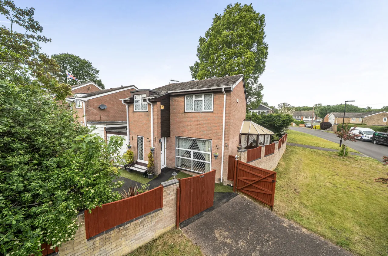 Gannet Close, Lordswood, SO16, photo 22