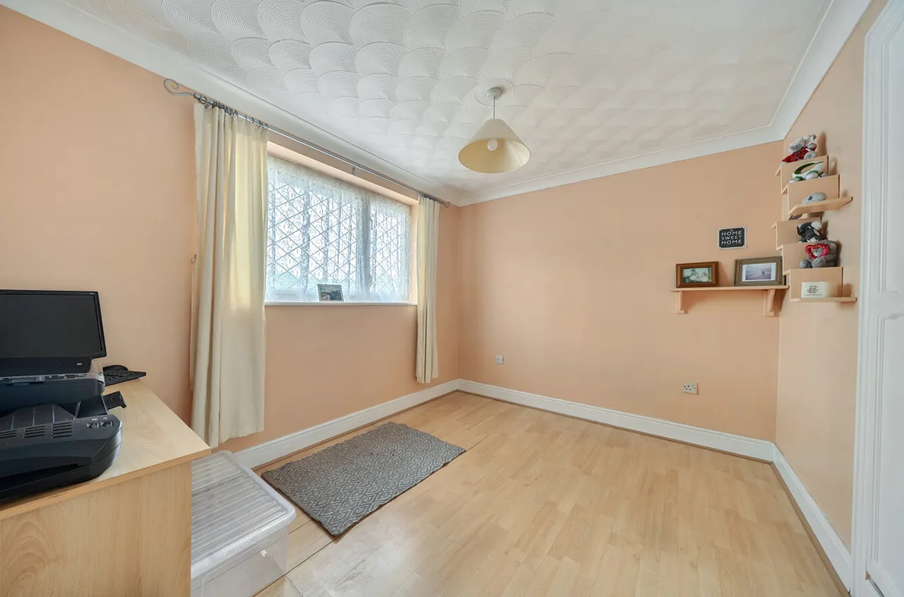 Gannet Close, Lordswood, SO16, photo 9