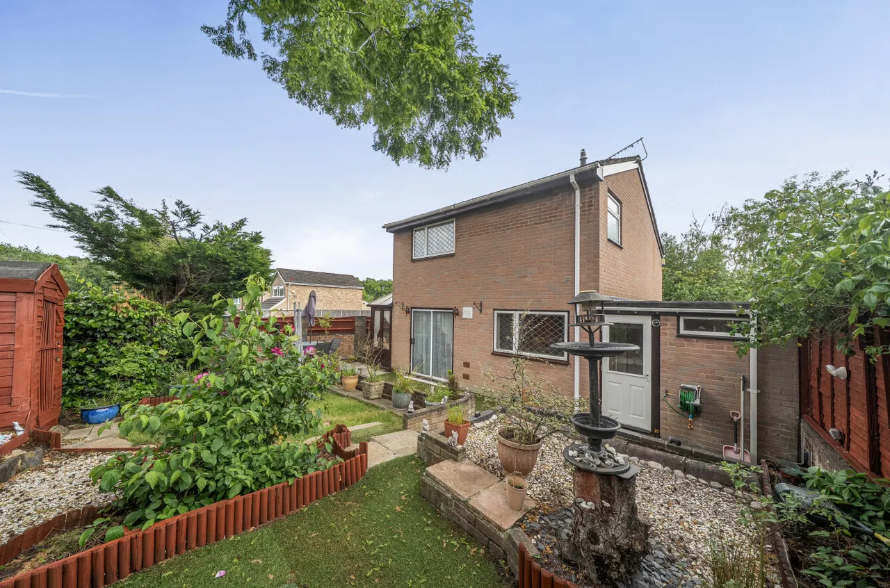 Gannet Close, Lordswood, SO16, photo 13