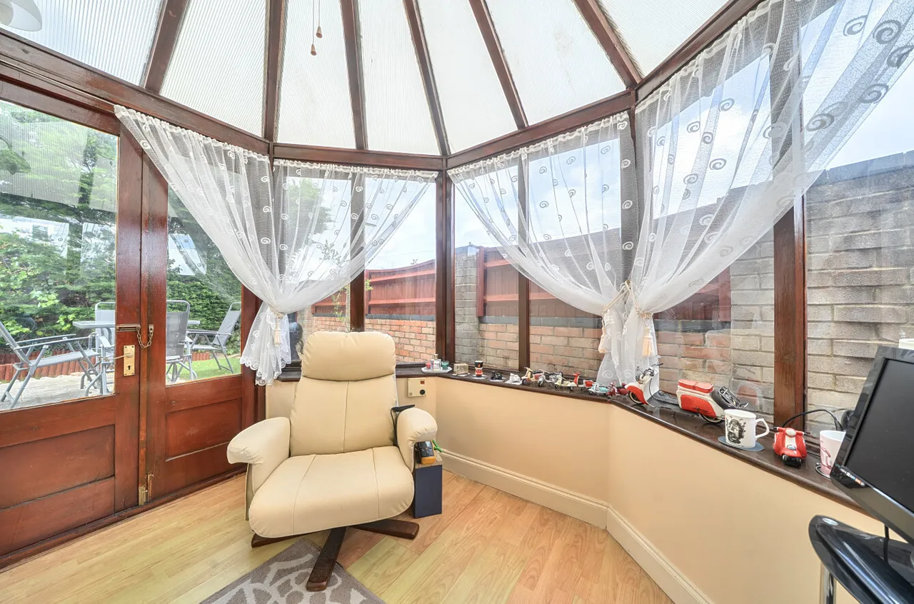 Gannet Close, Lordswood, SO16, photo 5