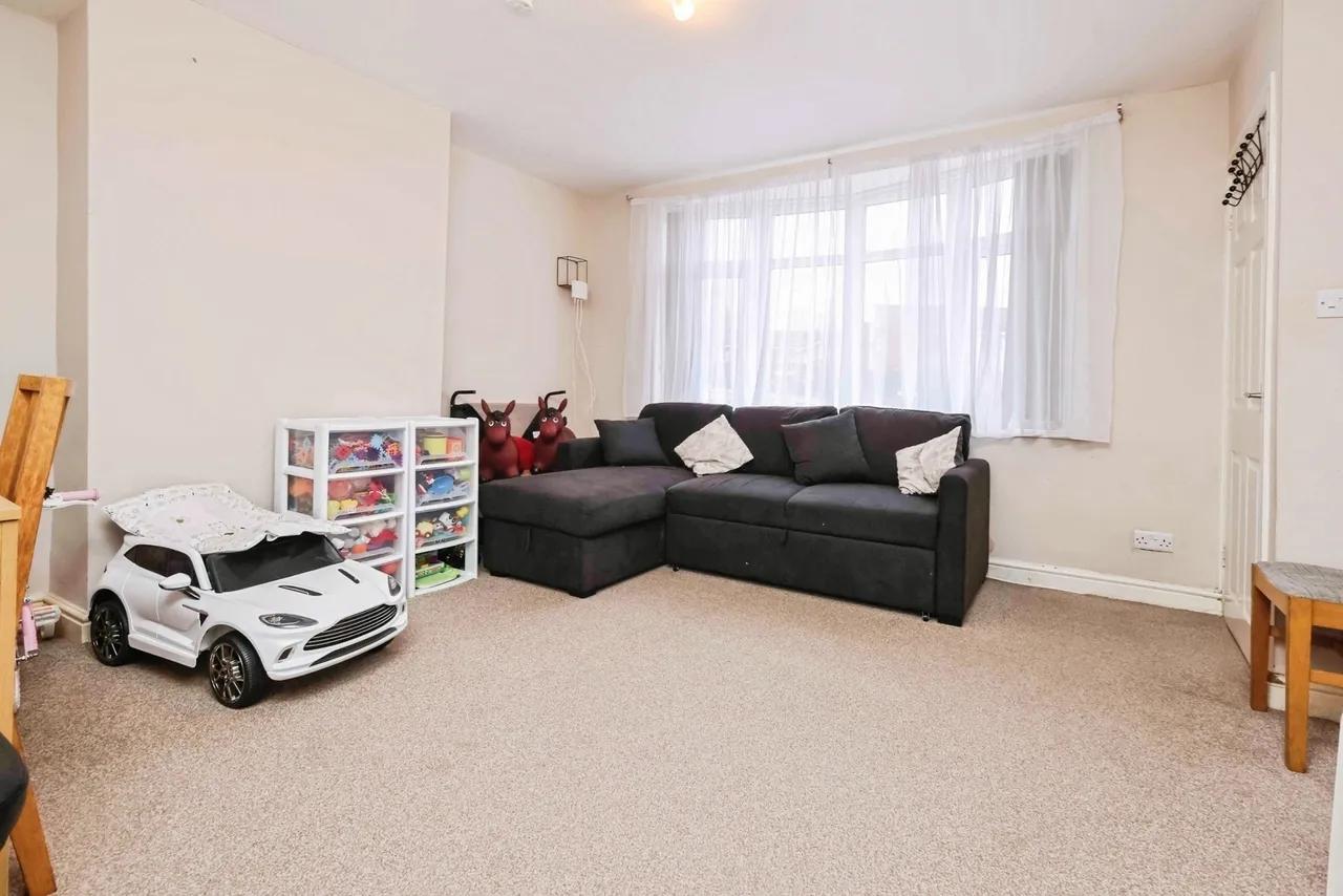 Plumstead Road, Kingstanding, B44, photo 12