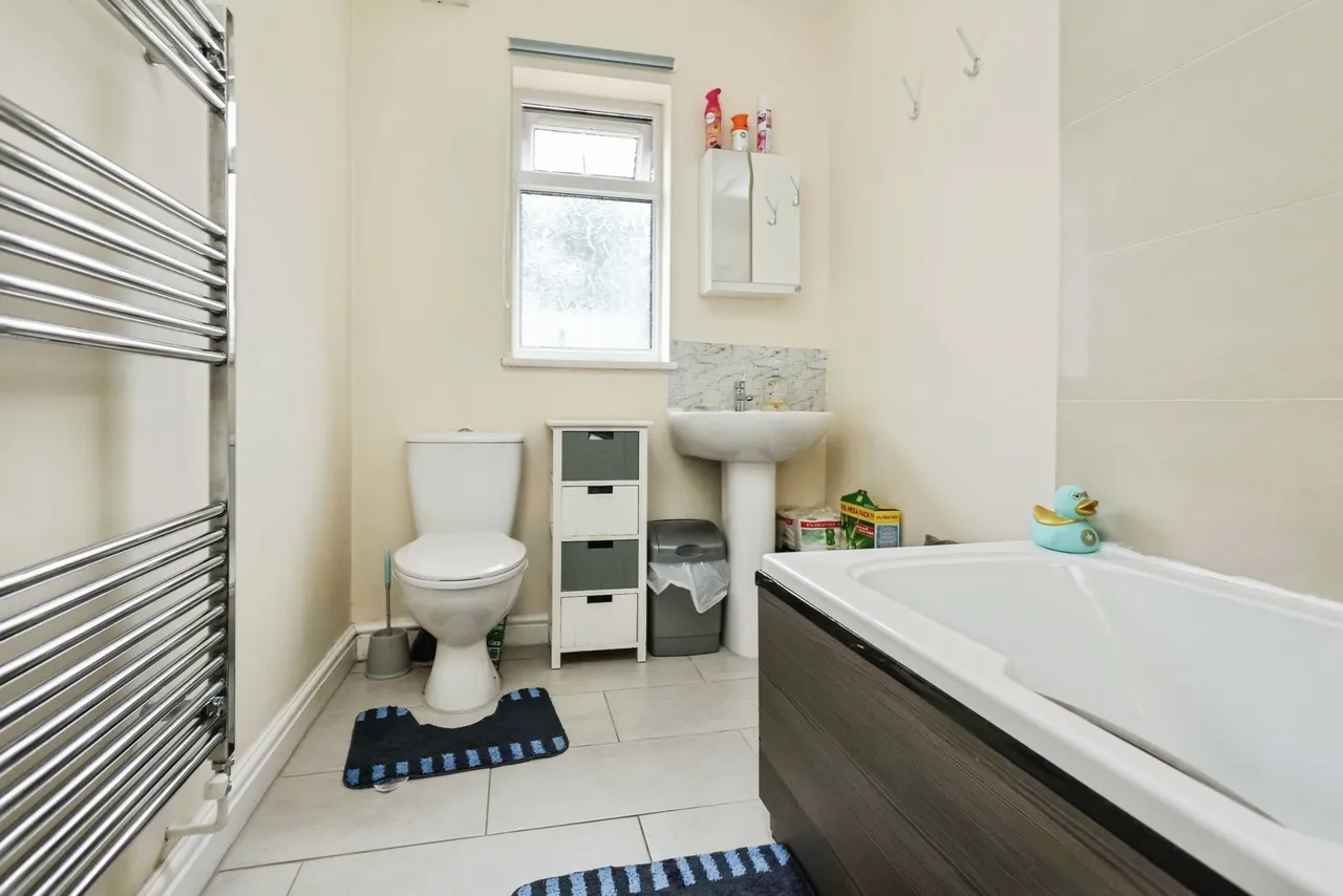 Plumstead Road, Kingstanding, B44, photo 4