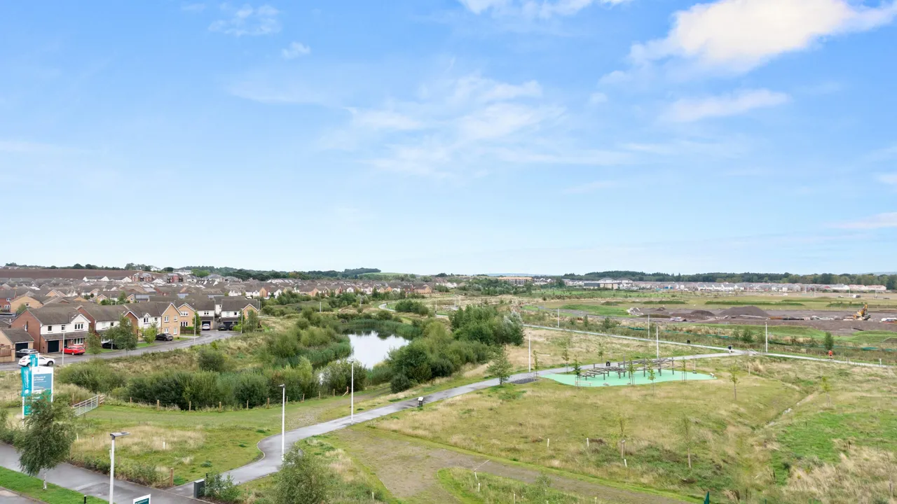 Craigton Drive, Bishopton, photo 24