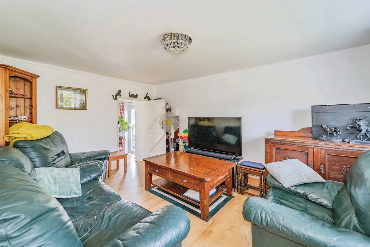 Cefneithin Road, Gorslas, SA14, photo 8