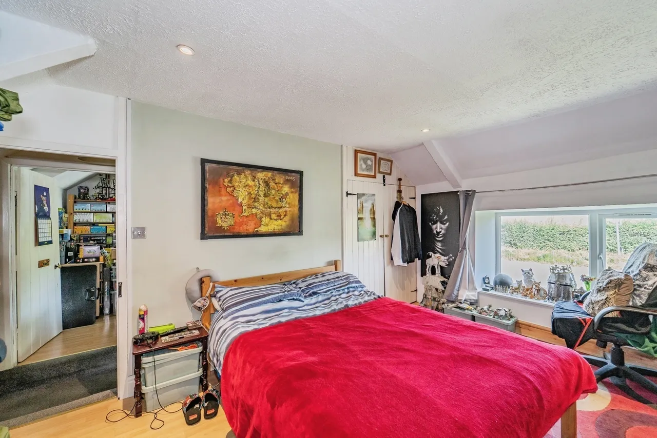 Cefneithin Road, Gorslas, SA14, photo 19