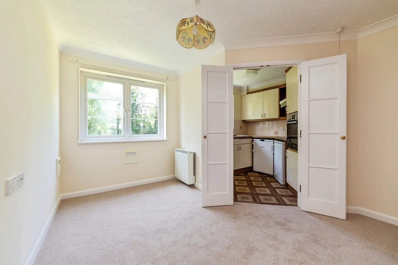 Station Road, LETCHWORTH GARDEN CITY, photo 7