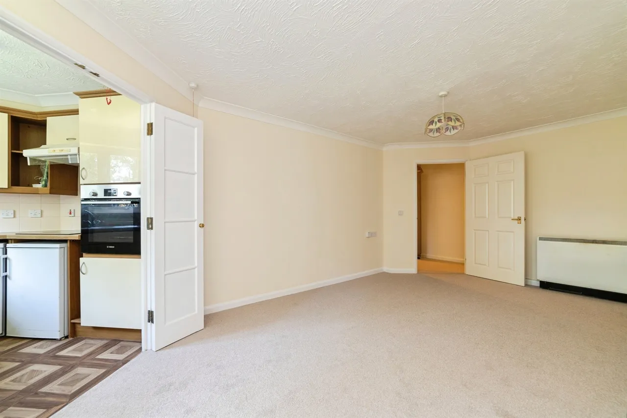 Station Road, LETCHWORTH GARDEN CITY, photo 5