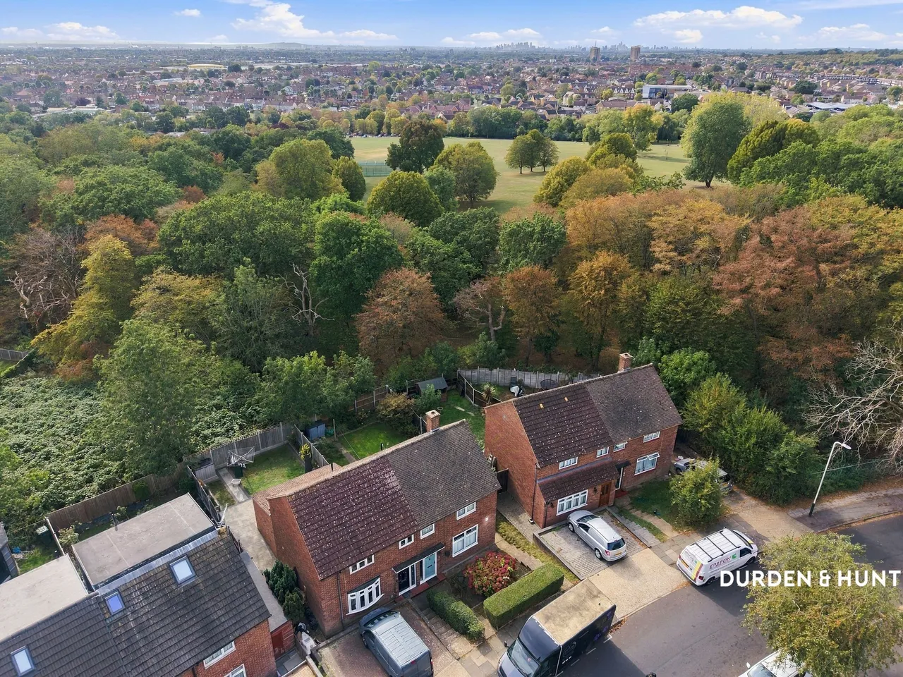 Swindon Lane, Harold Hill, RM3, photo 20