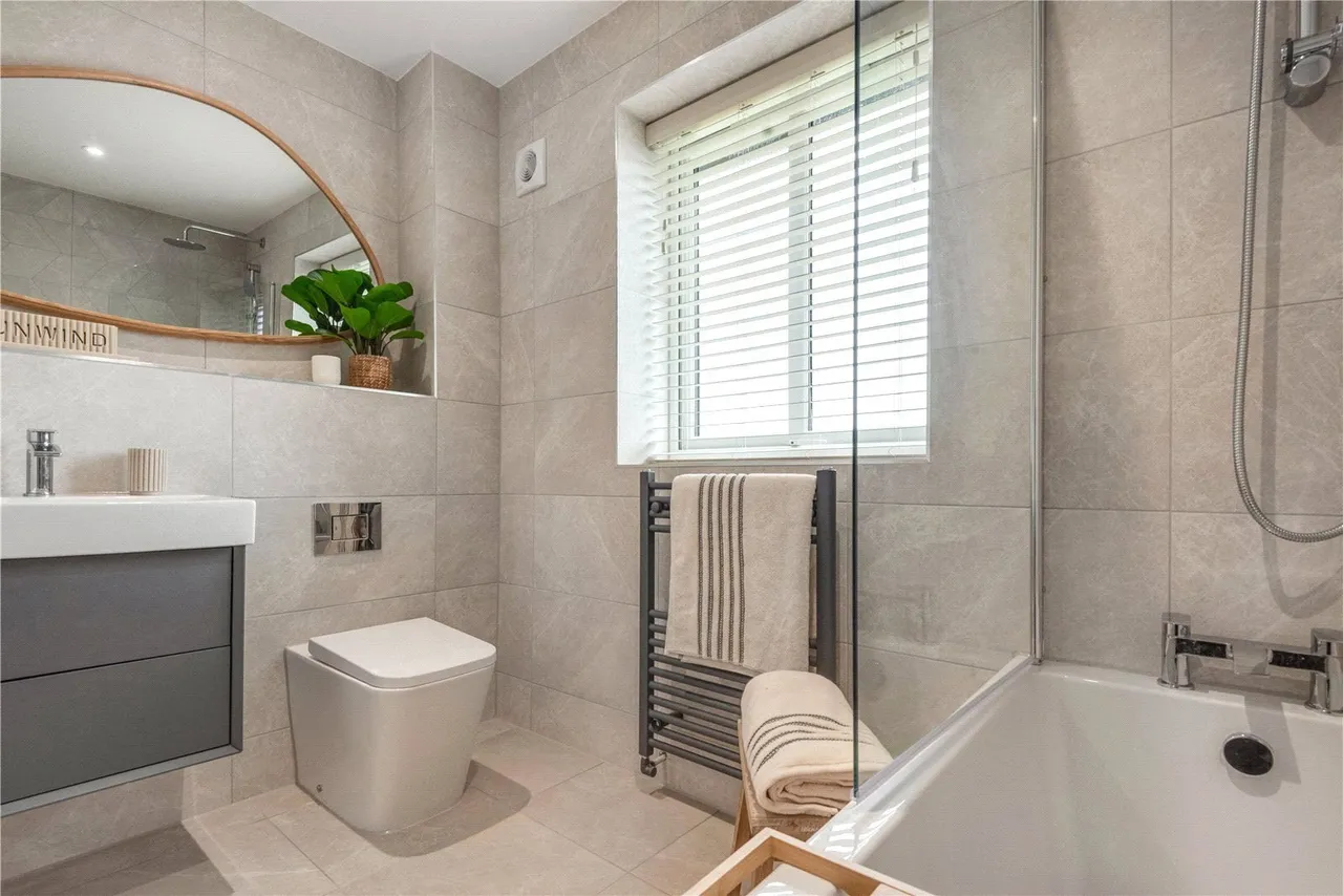 Haslington Gate, Haslington, CW1, photo 5
