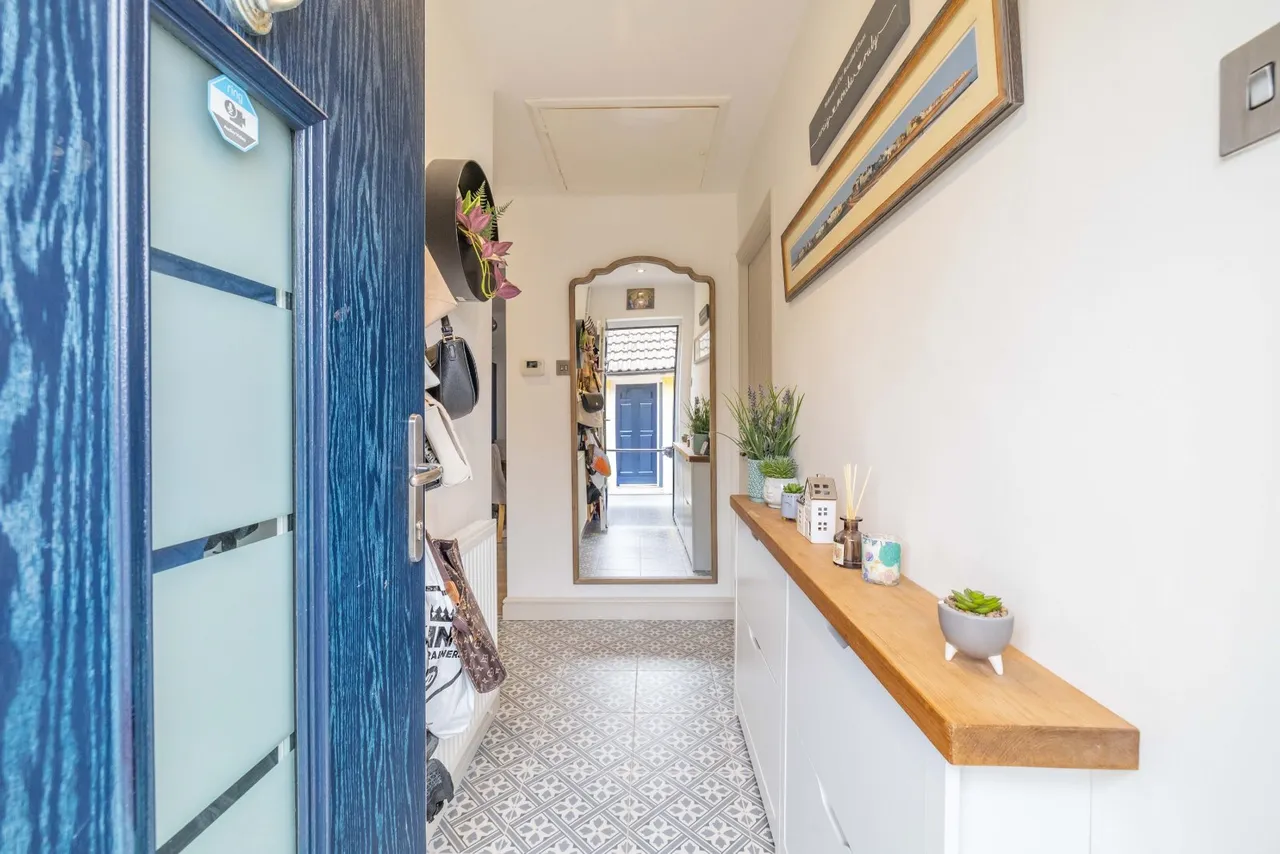 Tadworth Road, Kennington, TN24, photo 5