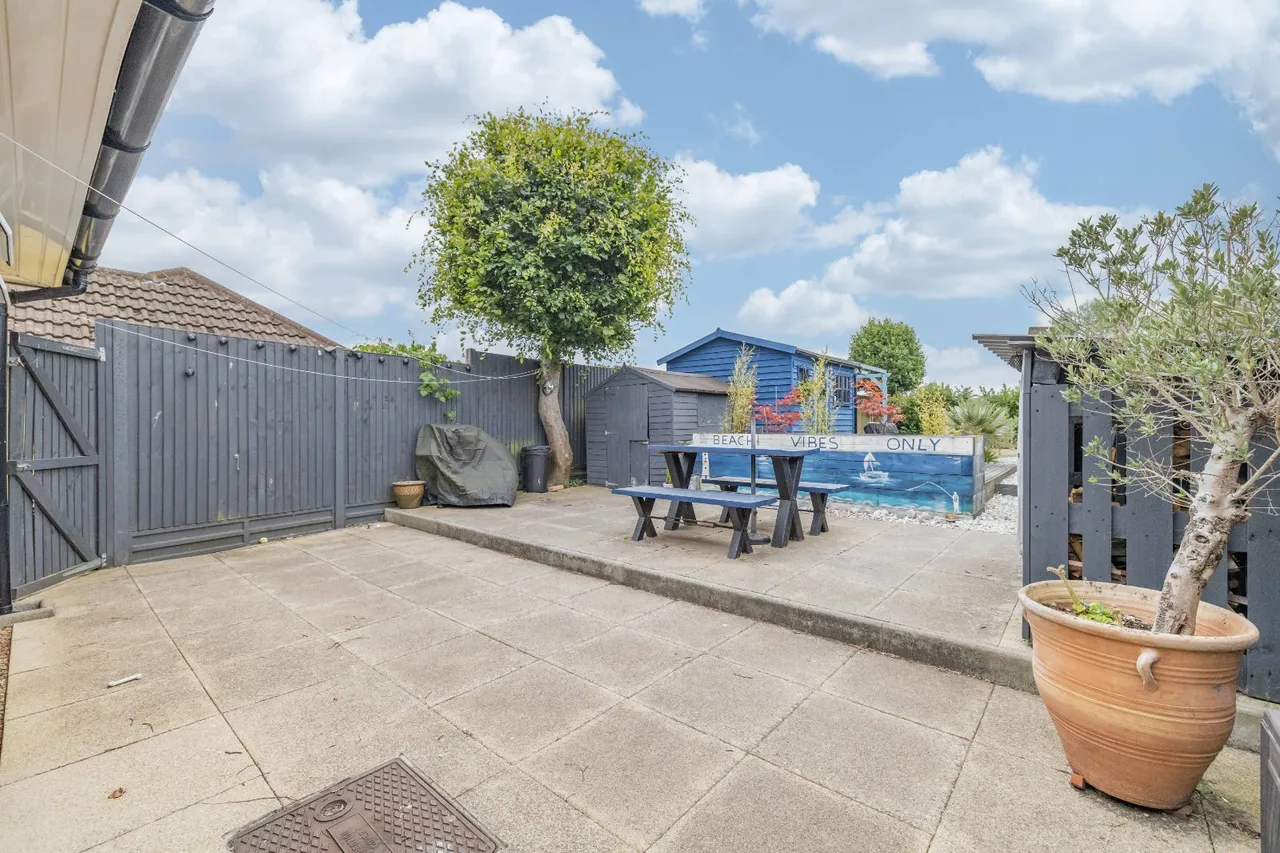 Tadworth Road, Kennington, TN24, photo 15