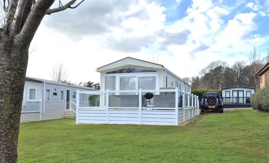 2 bed mobile home for sale, Llanedwen, Llanfairpwll, LL61