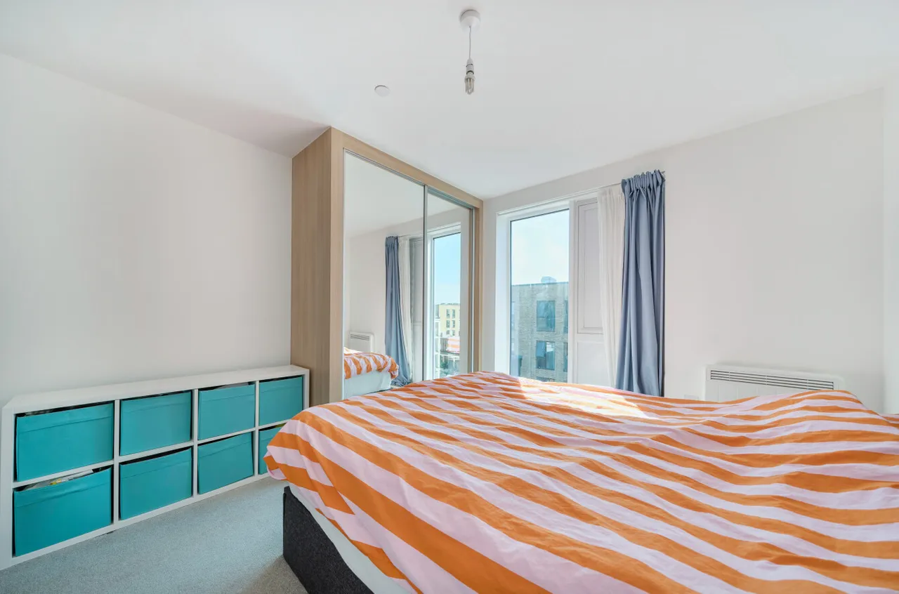 Hewitts Way, Walton On Thames, KT12, photo 6