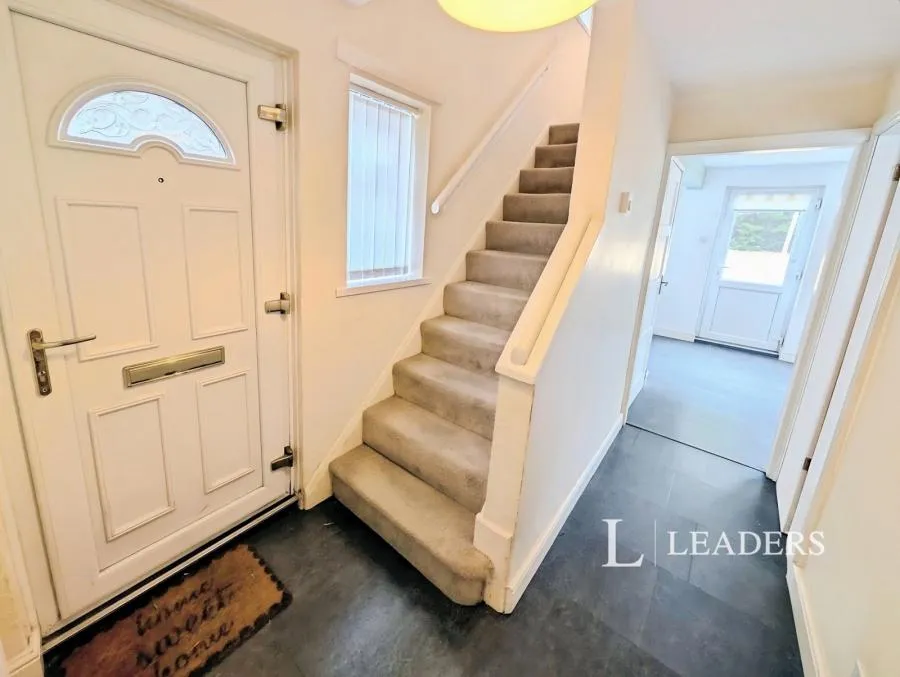 Newlands Drive, Forest Town, NG19, photo 2