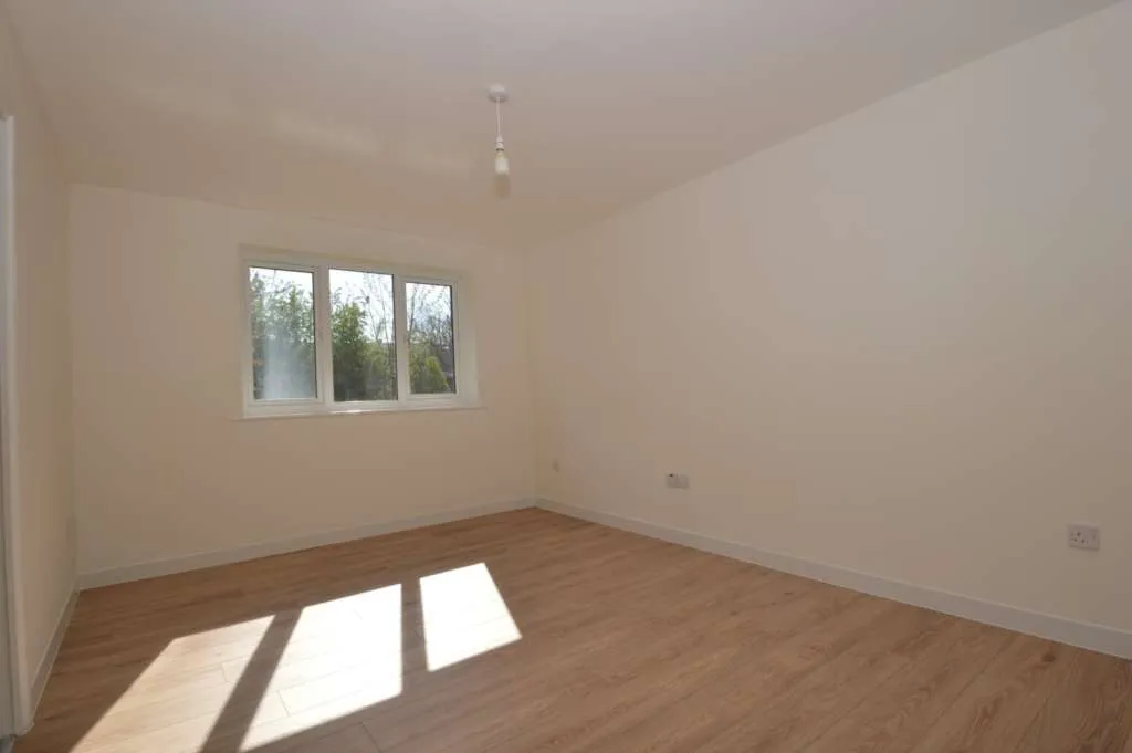 Blackdown Close, East Finchley, N2 8JF, photo 5
