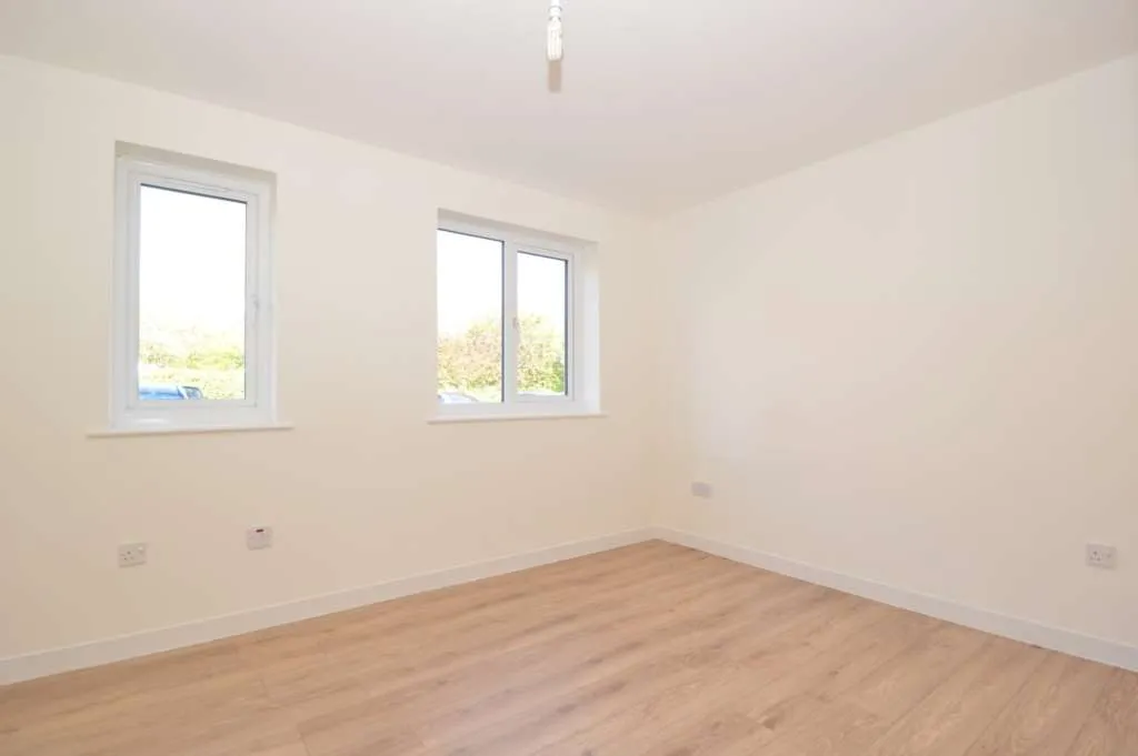 Blackdown Close, East Finchley, N2 8JF, photo 2