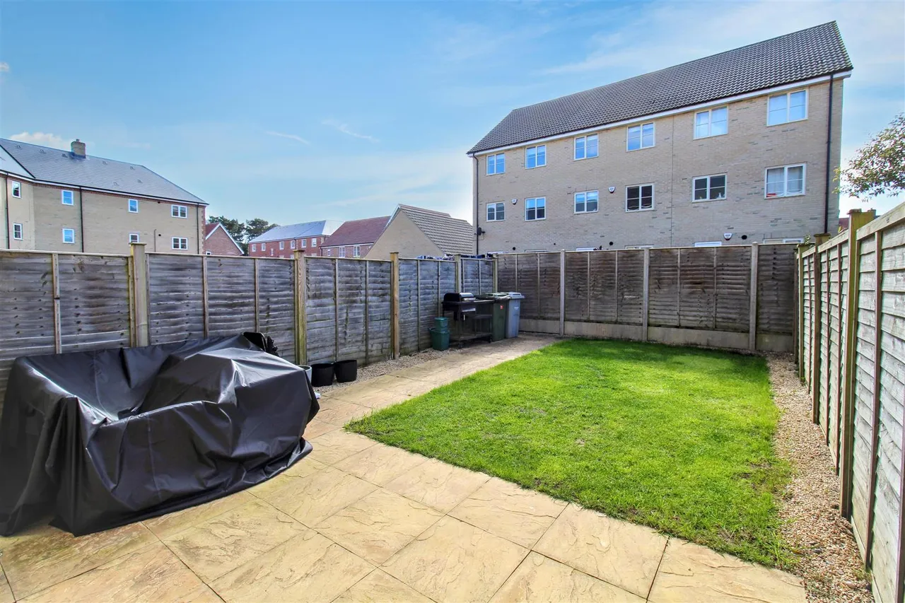 Overstrand Way, Sprowston, NR7, photo 18