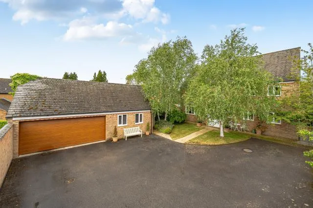 Banbury Road, Daventry, NN11, photo 39