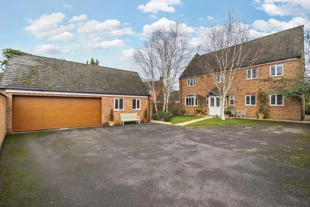 Banbury Road, Daventry, NN11, photo 4