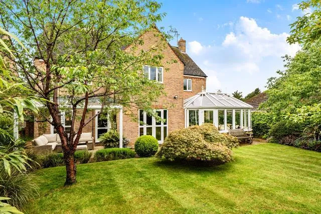 Banbury Road, Daventry, NN11, photo 31