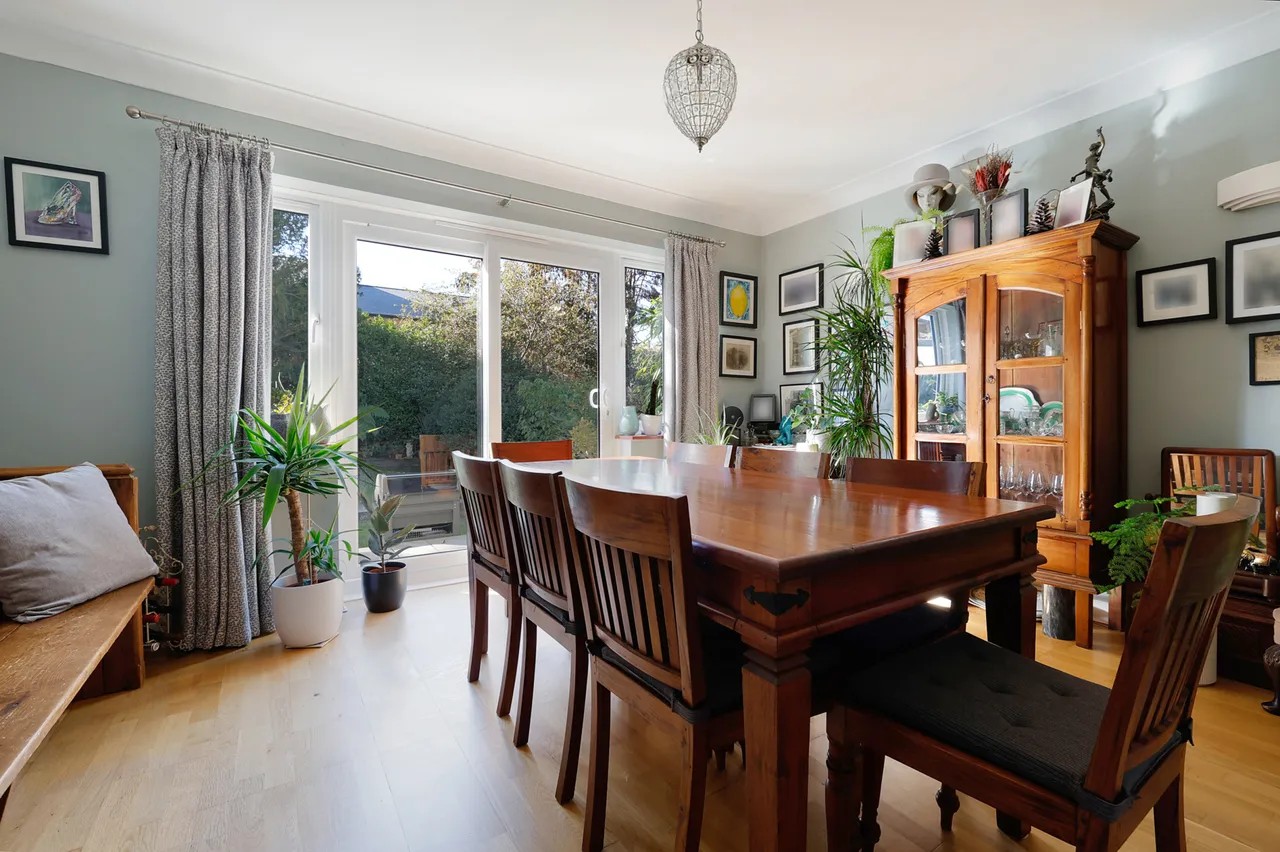 Park Rise, Leatherhead, KT22, photo 8