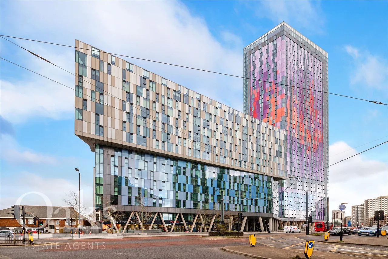 Saffron Central Square, East Croydon, CR0, photo 8