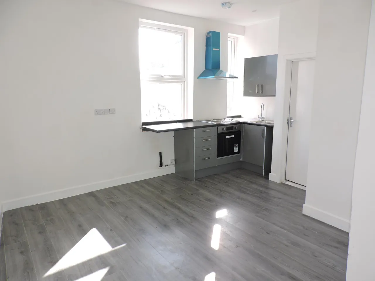 Main Street, Bulwell, NG6, photo 5