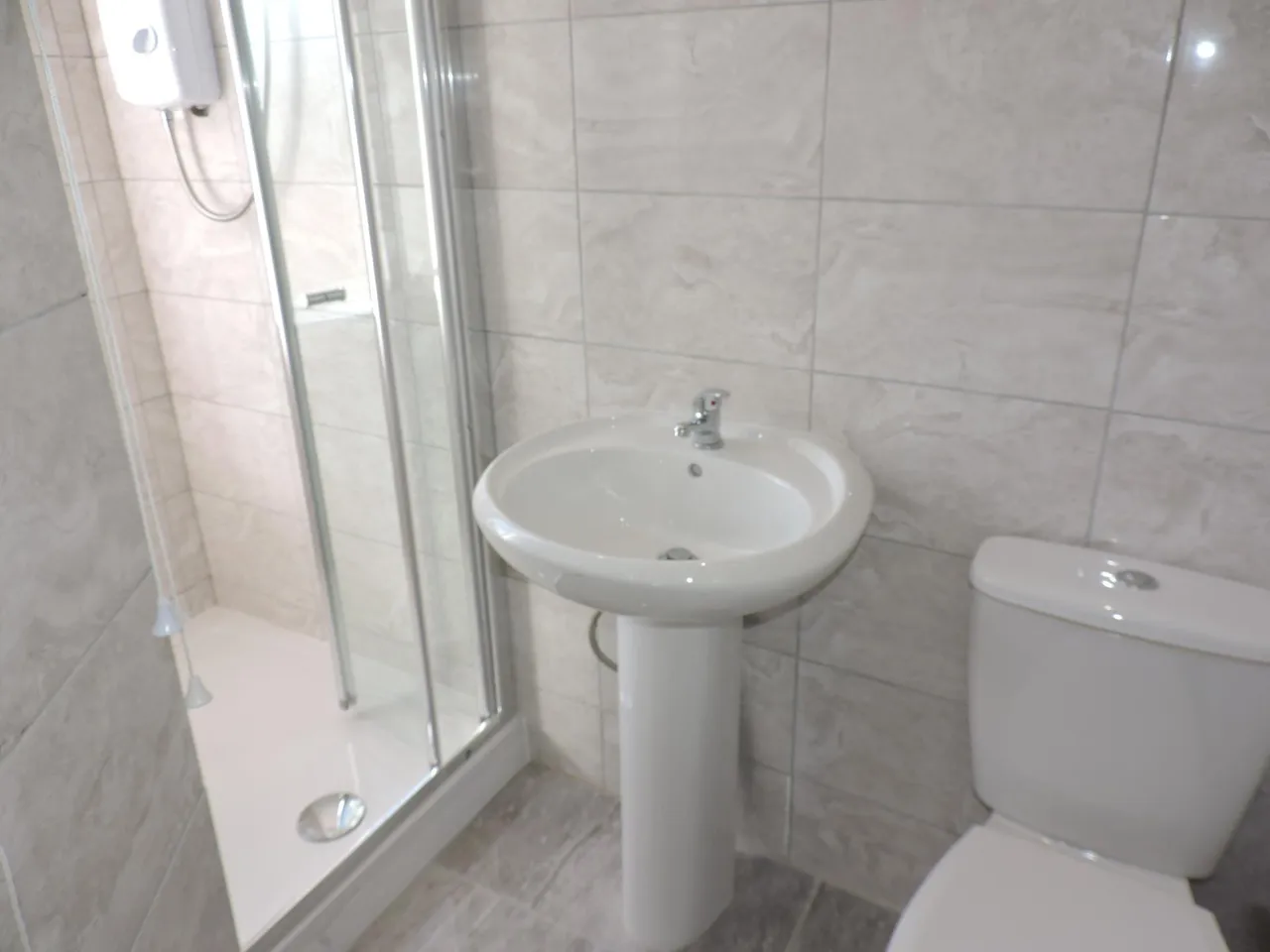 Main Street, Bulwell, NG6, photo 3