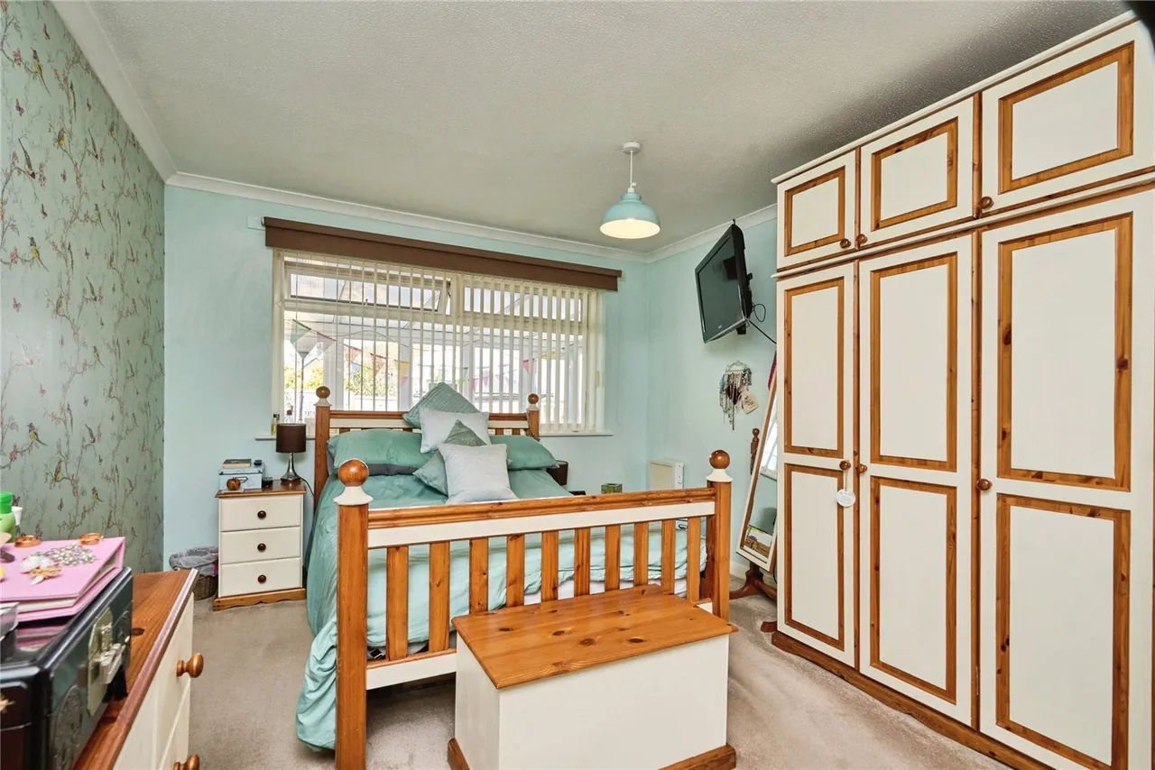 Verwood Drive, Ryde, PO33, photo 10